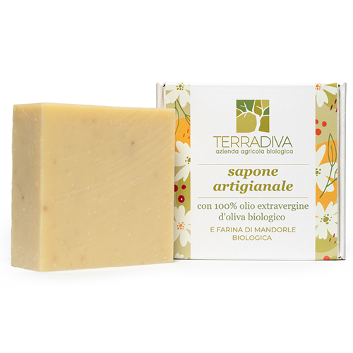 Savon à base d´huile d´olive et d´amandes - 100g